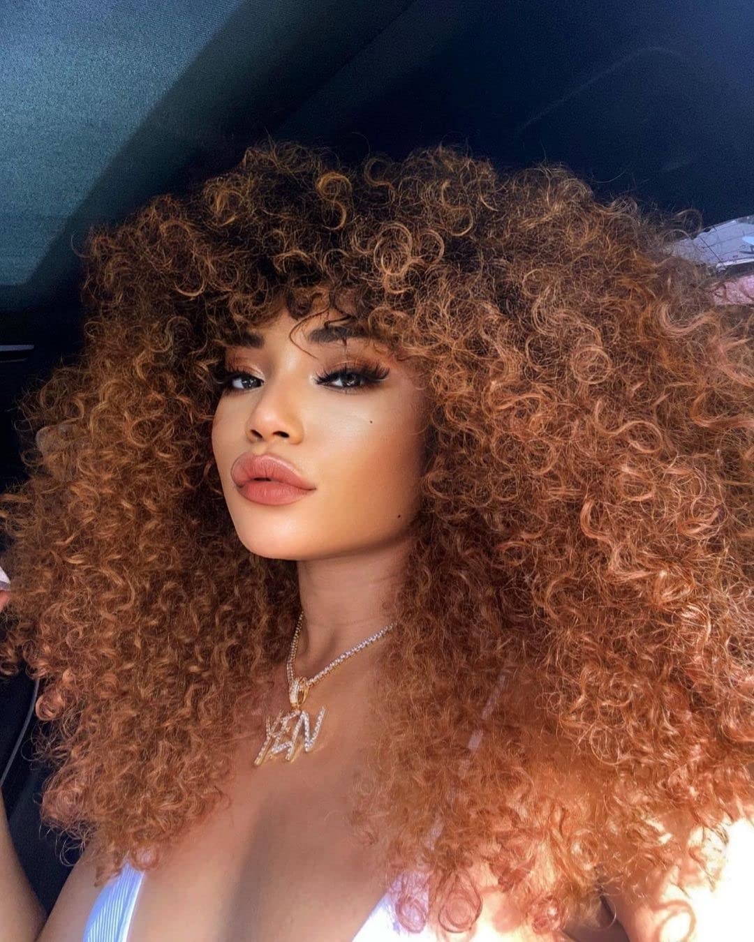 16-Inch Glueless Afro Curly Wig with Bangs – Black to Brown Heat-Resistant Style