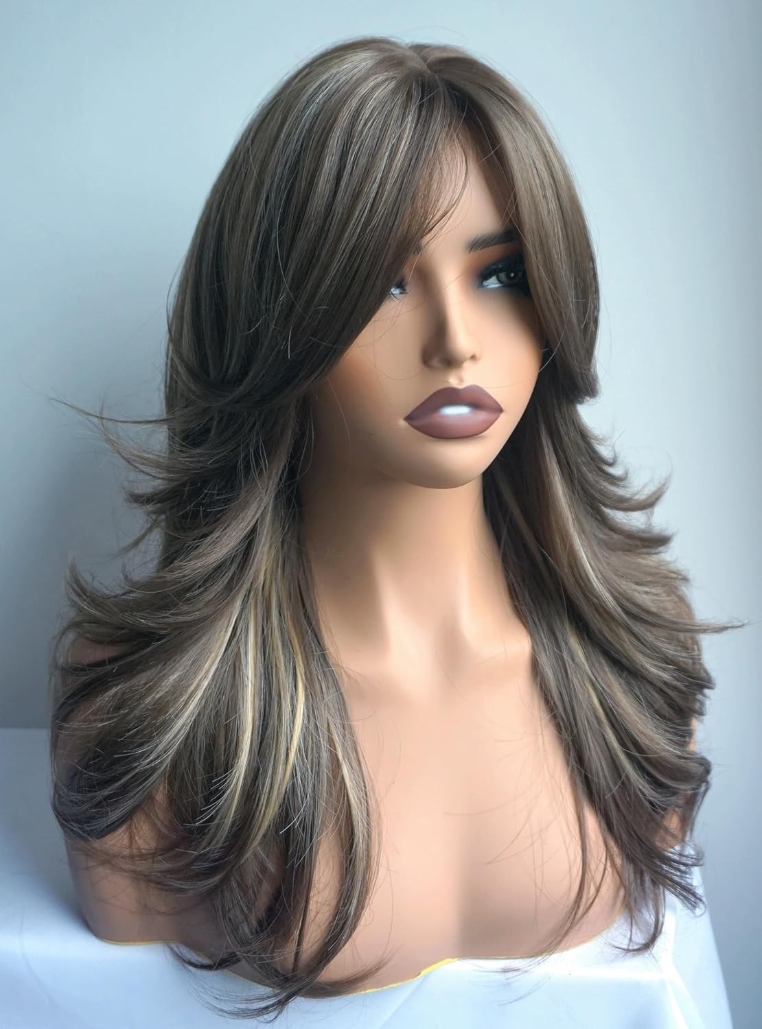 Heat-Stylable Layered Wig with Natural Hairline in Brown Blonde Highlights