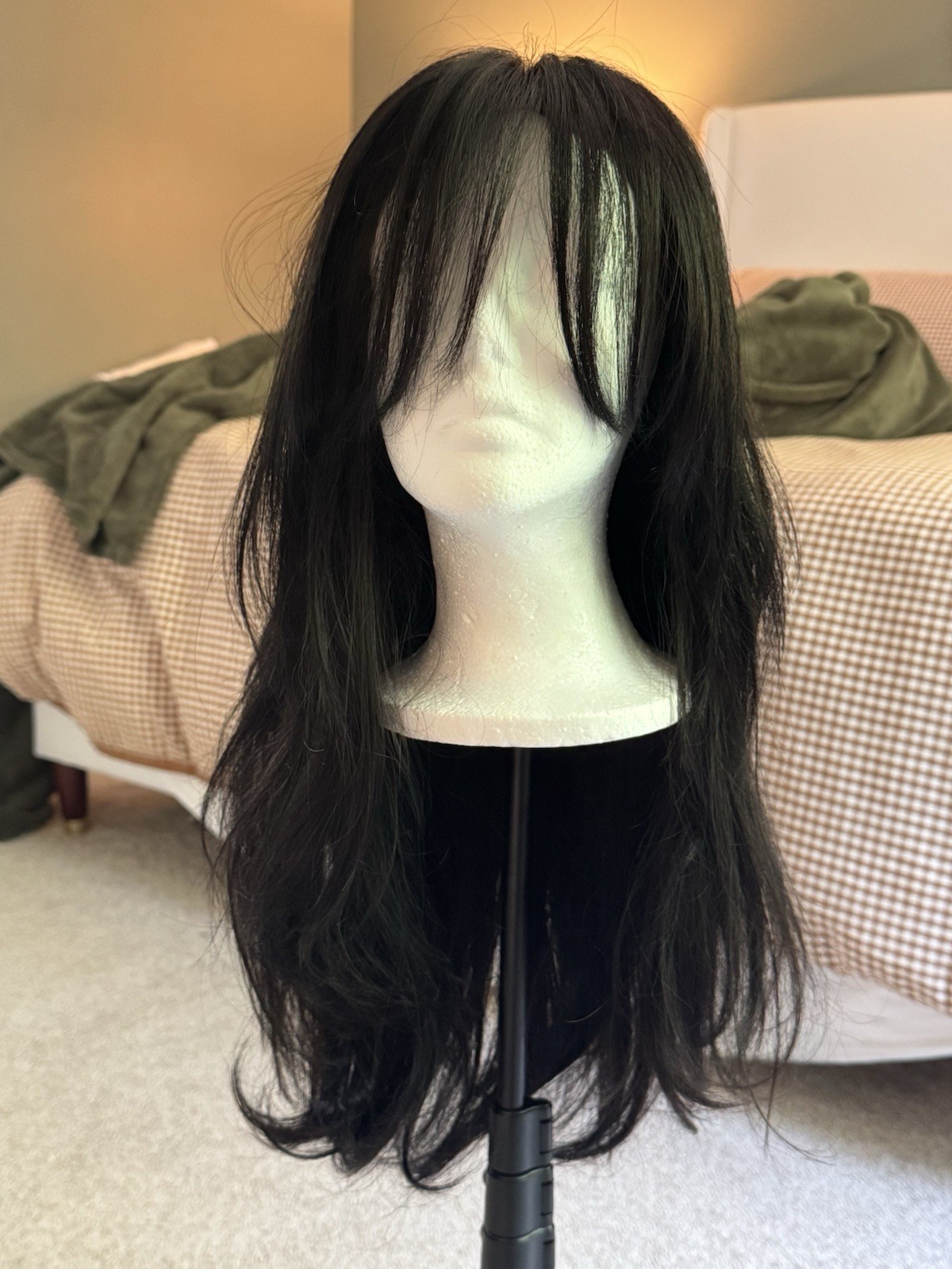 Preowned 9×6 Lace Human Hair Glueless Wig W/Curtain Bangs 20 inch- Jessie’s Wig