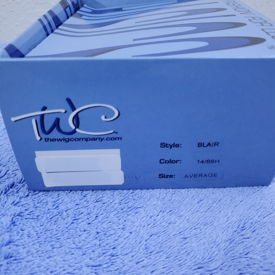 TWC Basics Wig Blair Color 14/88H Size Average New in Box