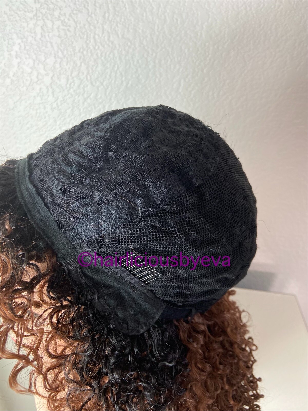Kinky Curly Wig With Bangs Golden Brown Ombré Black 16 Inch Long