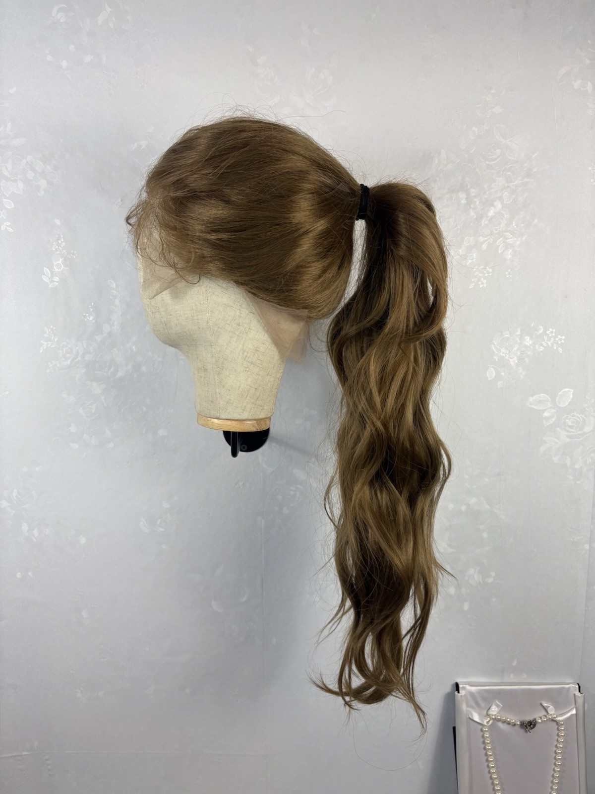 Full Lace Daily Wear Wig – Long Wavy Honey Brown, Human Hair Blend, Free Parting