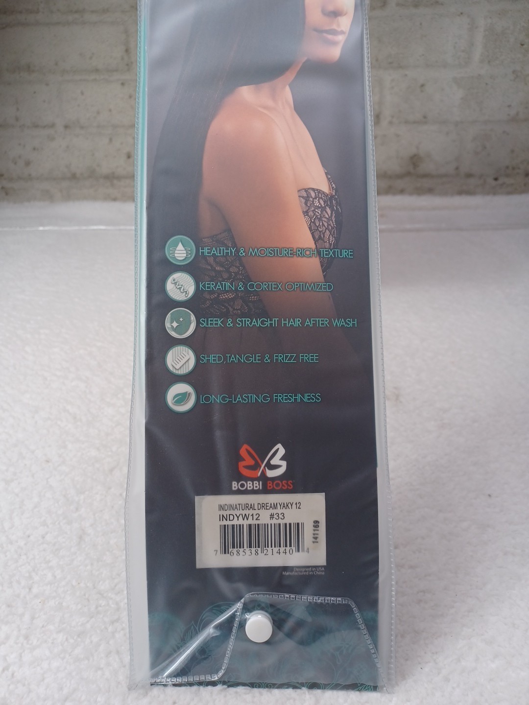 Human Hair Dream Yaky 33-12″ Bobbi Boss Indi Natural Color 33 NEW