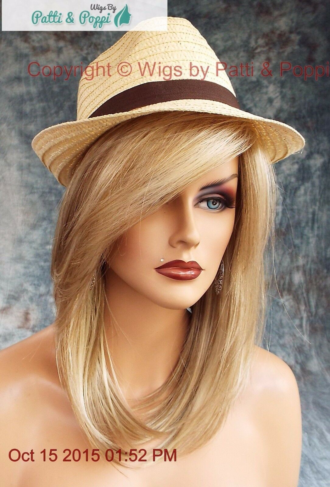 “LAINE” RENE OF PARIS WIG *CREAMY TOFFEE* SLINKY HOT MEDIUM BOB SIDE BANGS 524