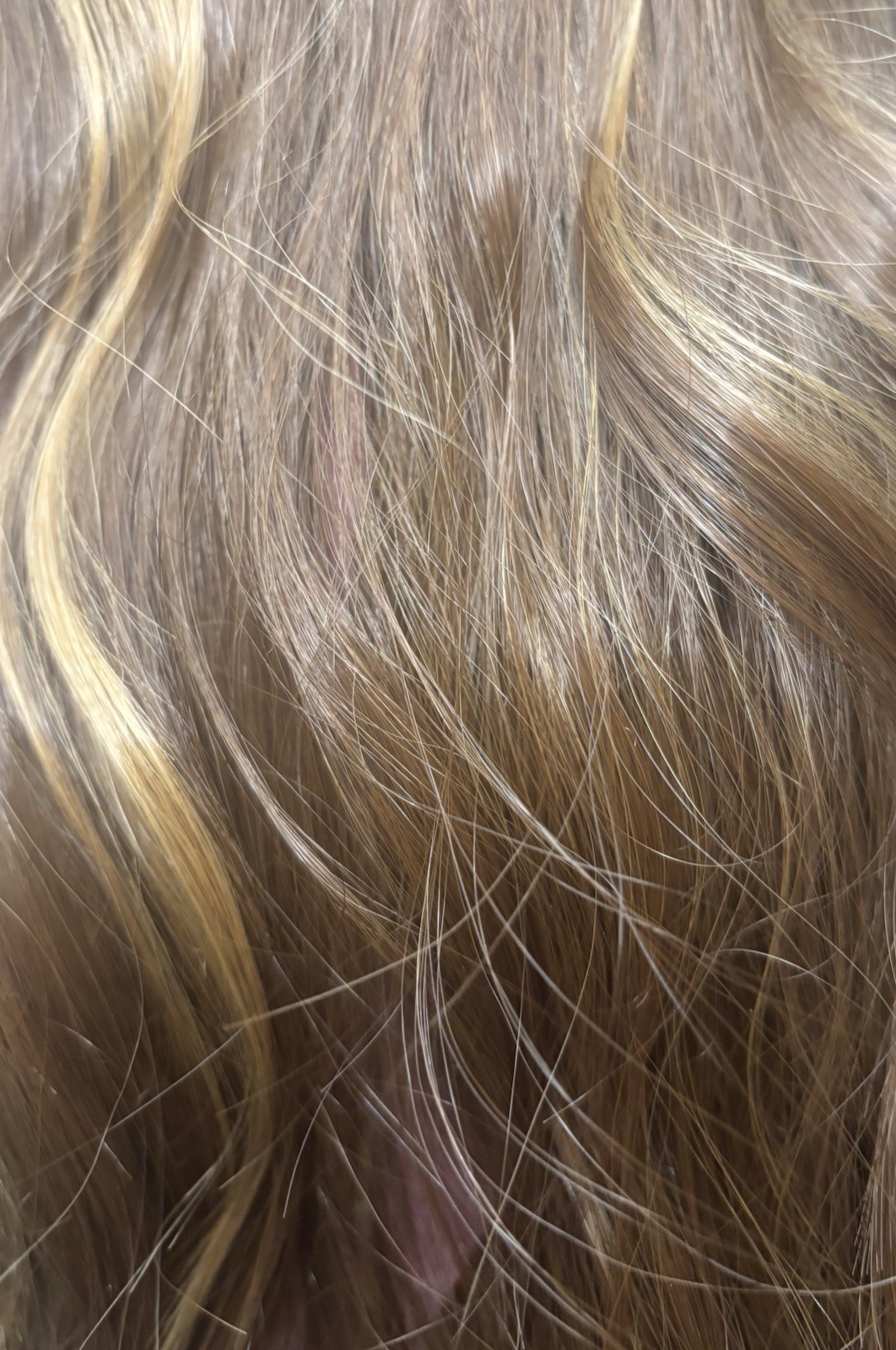 Lace Front Synthetic Wig Wavy Layered Free-Part Medium/Golden Brown 21-30in