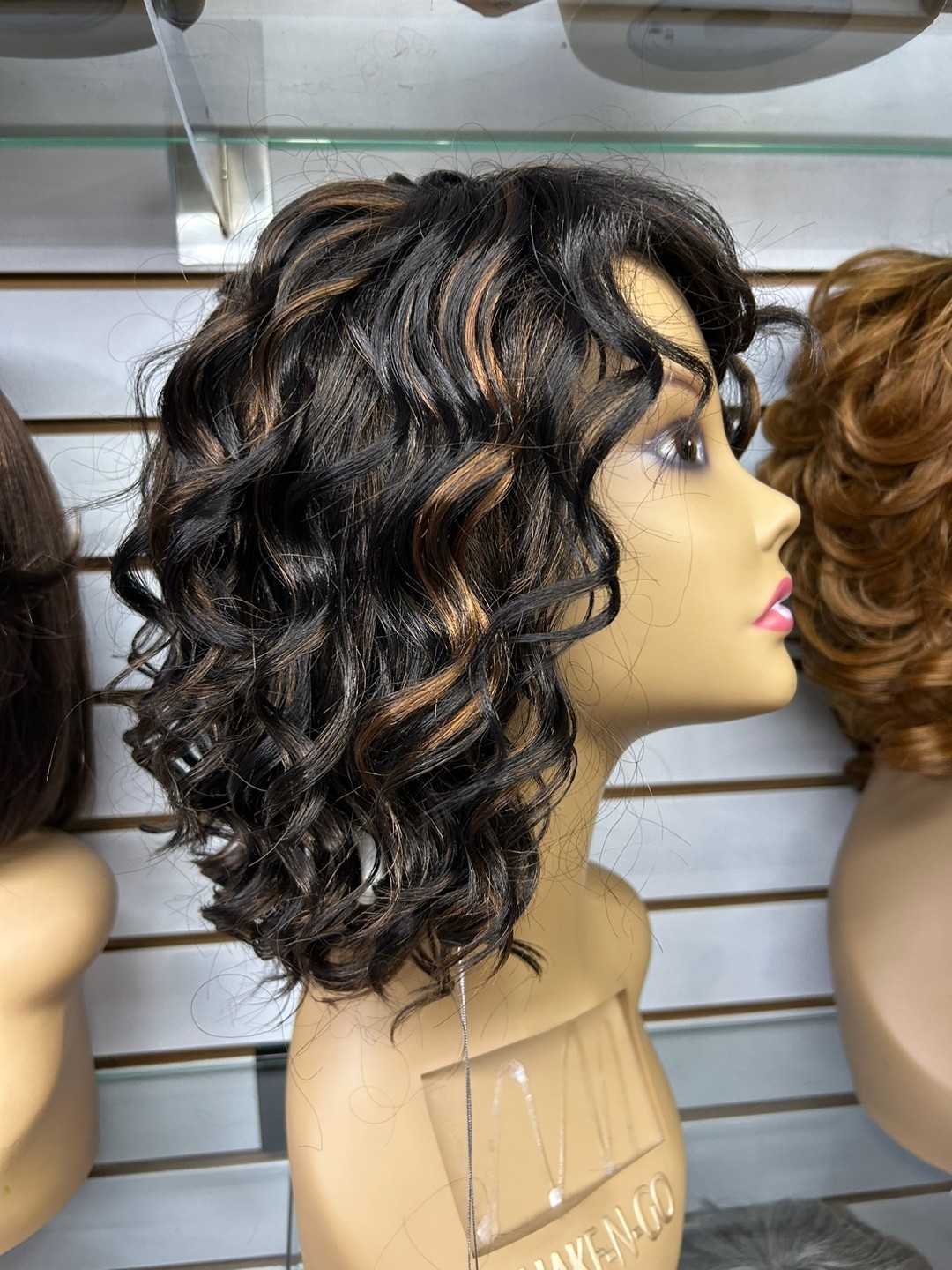 MINA-2(II) It Tress Synthetic Full Short Wavy Curly Bob Style Wig 100% KANEKALON
