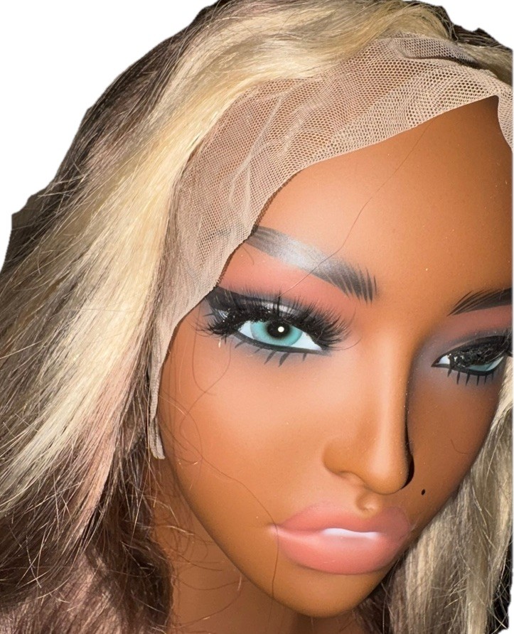 Highlight Blonde 30” 13×4 Body Wave Lace Front Human Hair Wig