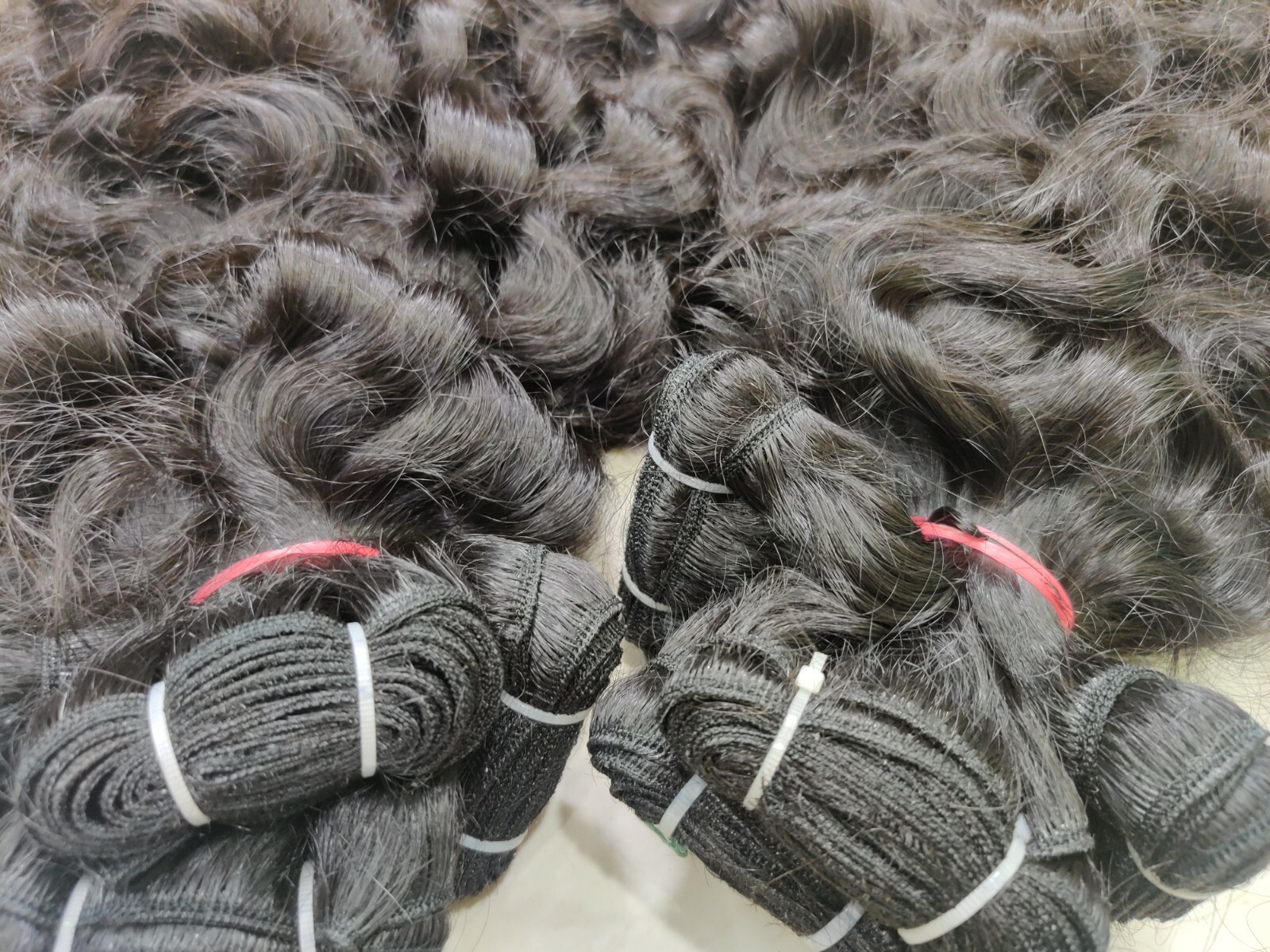Best Quality Raw Tight Curly Human Hair Extension 100 Gram Bundles