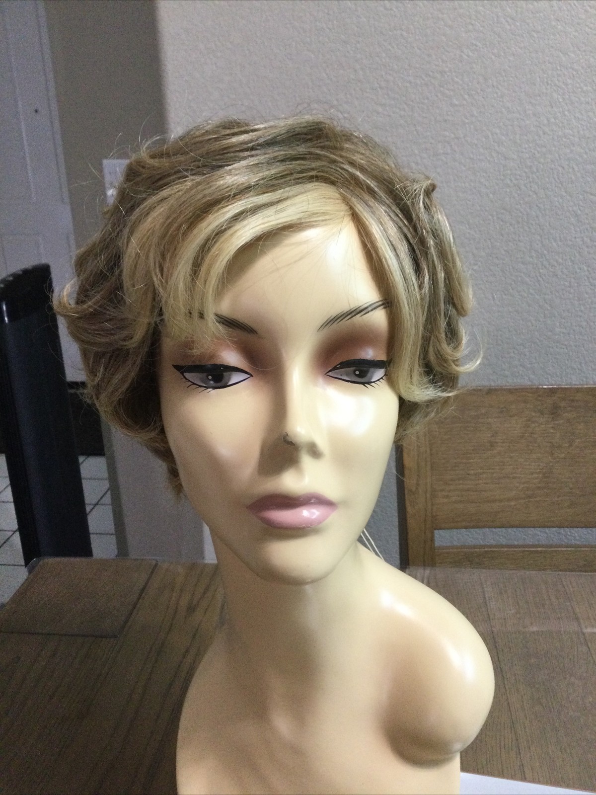 Amore KIMMIE Human Hair and HF Hair Short Lace Front Hand-tied WIG, Gold Blond