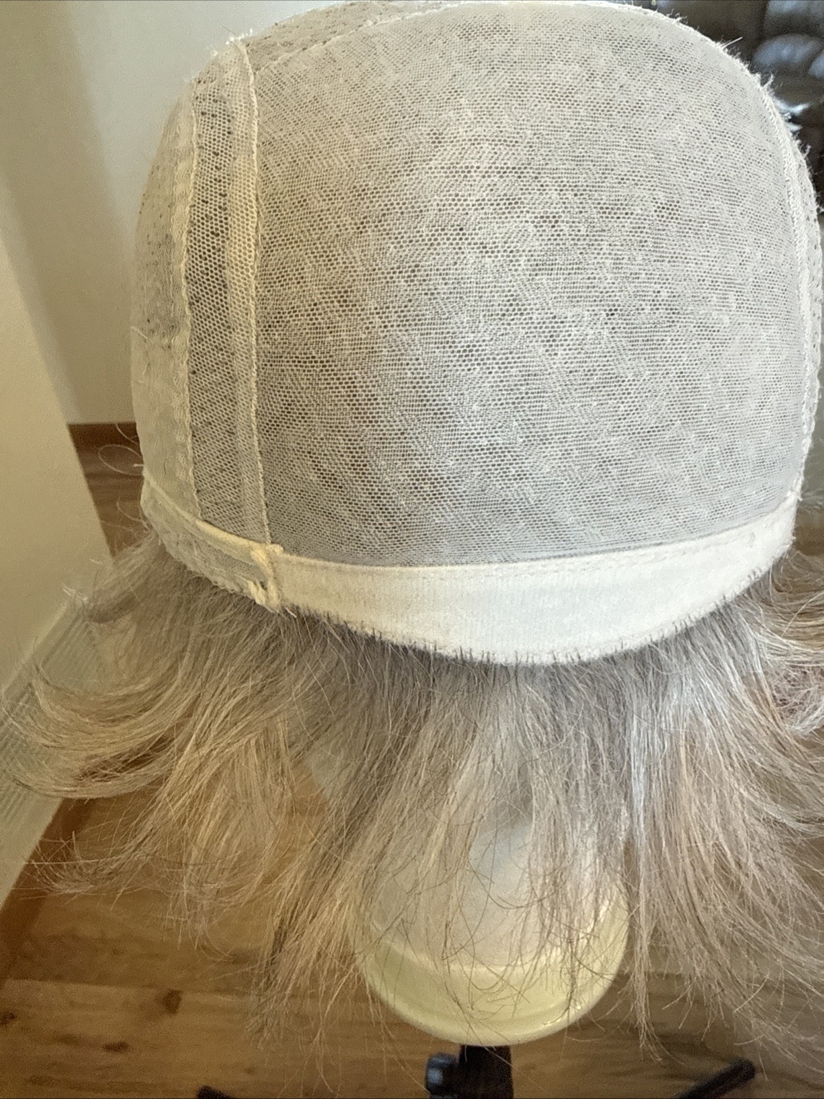 480Curly Long Net Cap Gray Tipped Big Hair. Very Nice Paula Young Jenna 14/18
