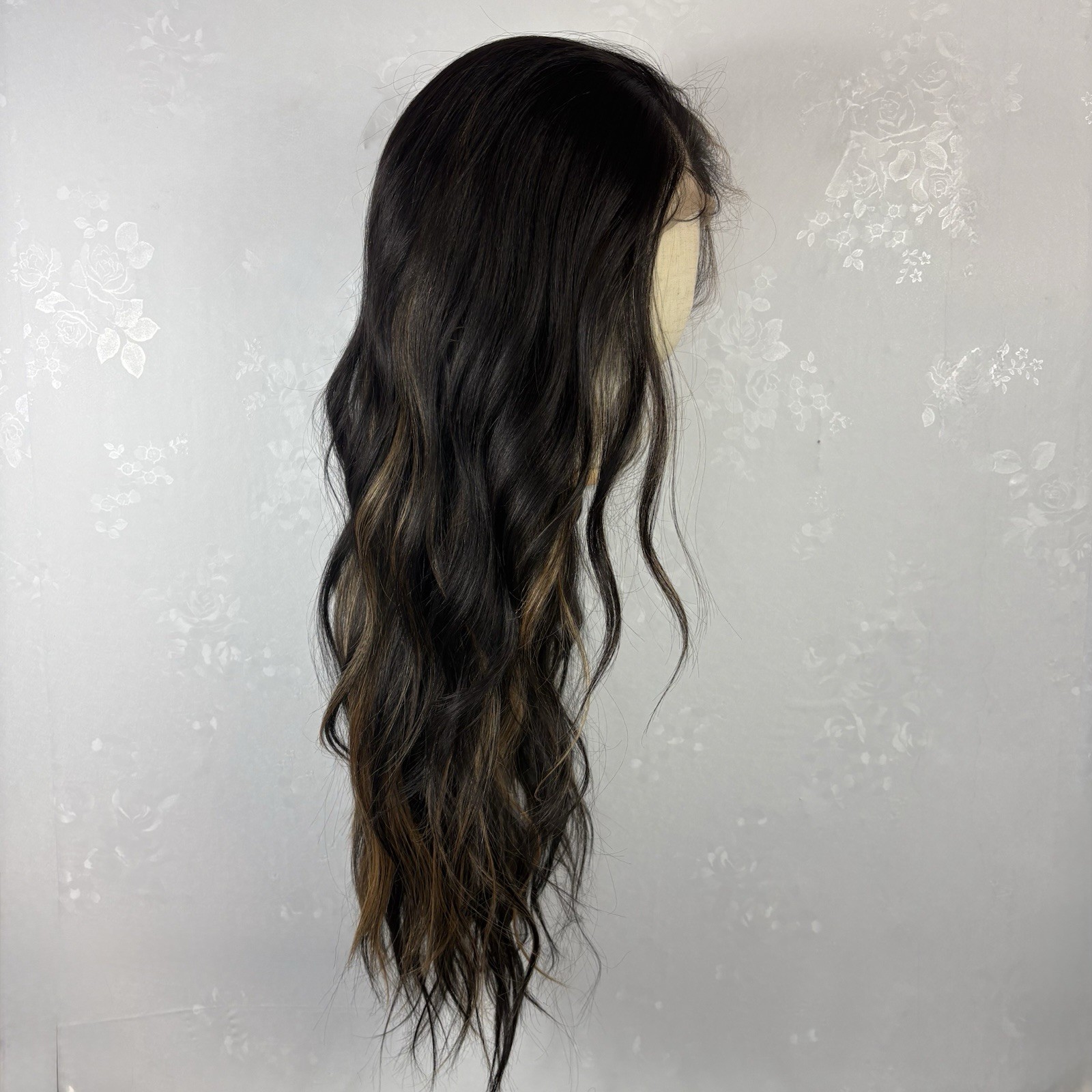 FULL Lace Daily WIG! Long wavy Black with brown highlights. Human hair Blend