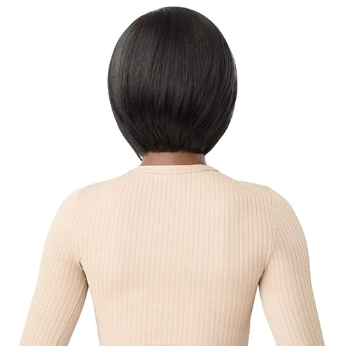 Classic bob style with swoop bang in Special colors – BETTINA