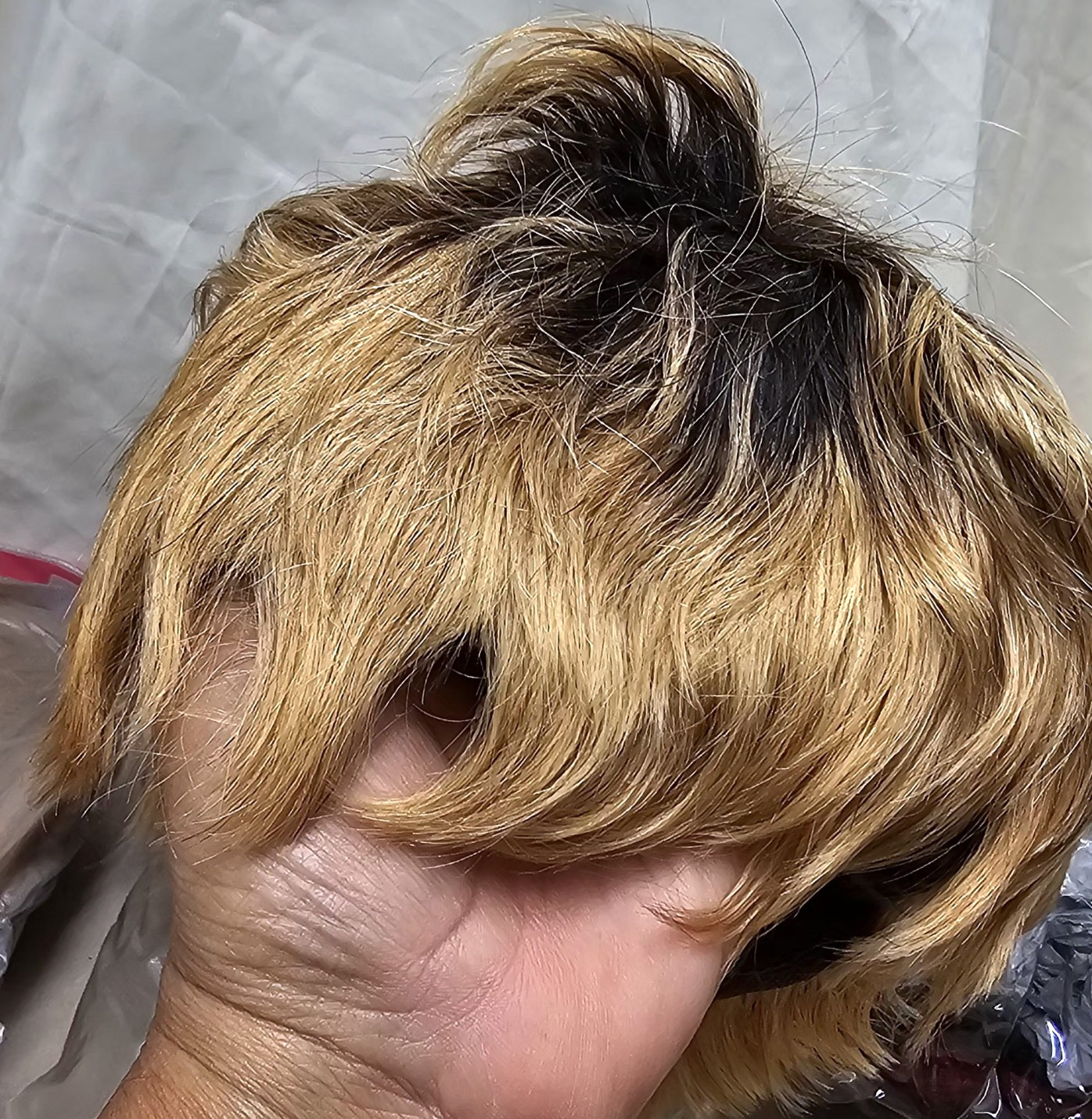 Set of 5 Mayde Beauty Synthetic Wigs Honey Blonde Burgundy Brunette Bundle Set 5