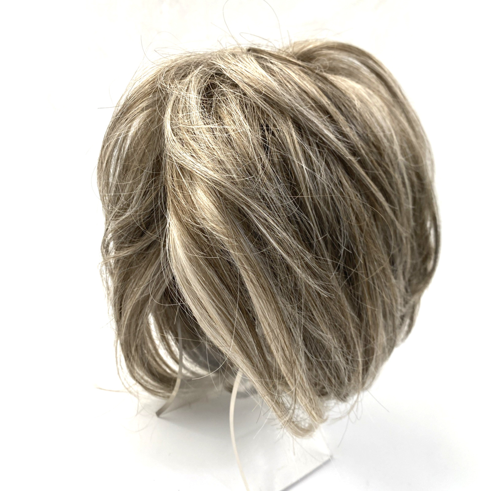 Tony of Beverly Logan Silverstone Ash Blonde Highlights Short Wig Bob Elura Hair