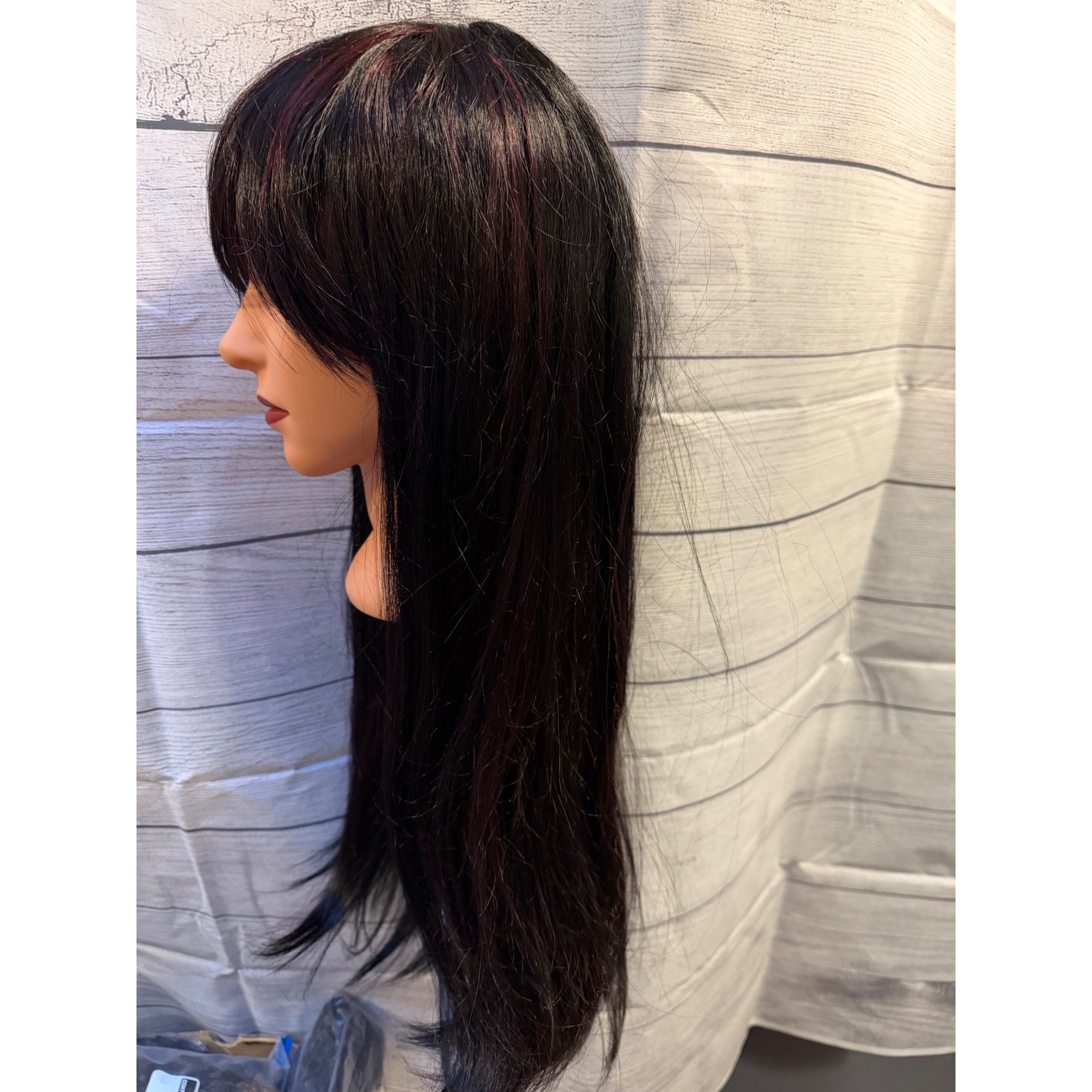 F1b/burgundy highlighted banged synthetic wig