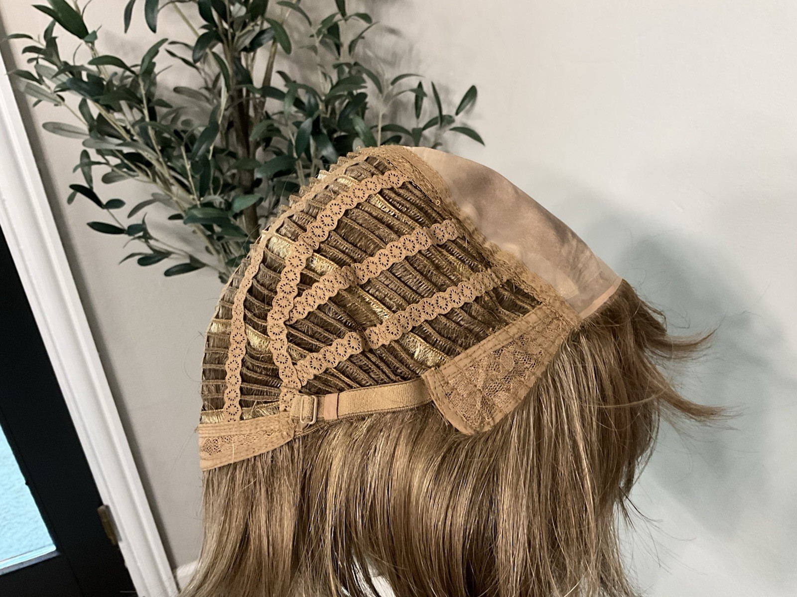 Rene of Paris Erika Amore Collection Double Monofilament Average cap synthetic