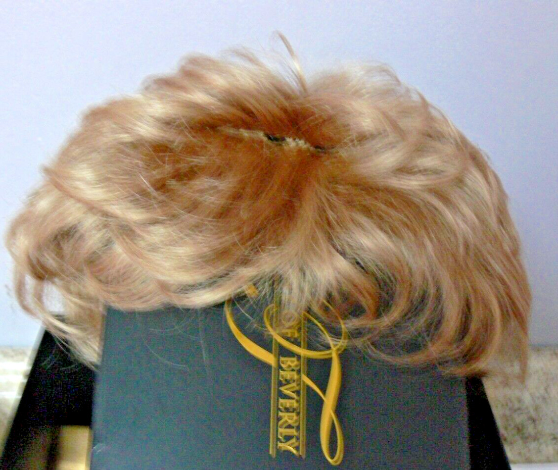 Tony Of Beverly Elura Blend Wig Preowned in Box