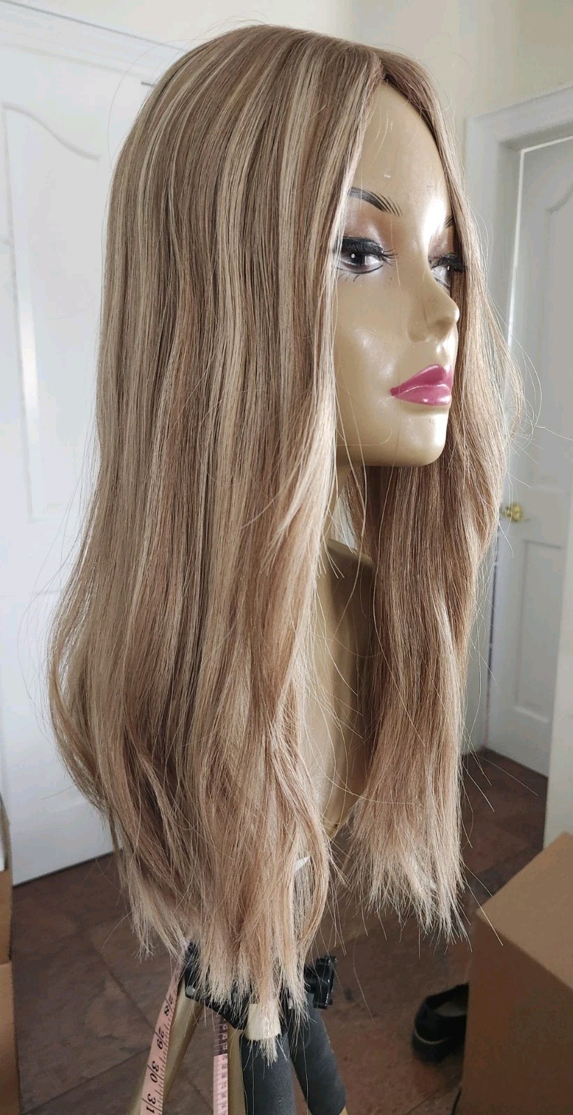 HUMAN HAIR MEDIUM BLONDE WITH DIMENSIONS SILK TOP TOPPER 8″X8″ 22” LONG