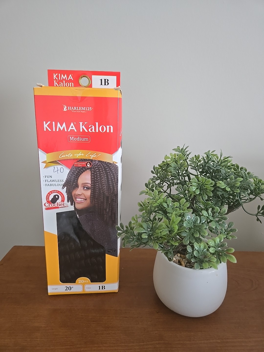 Kima Kalon Harlem125 Crochet Medium 1B