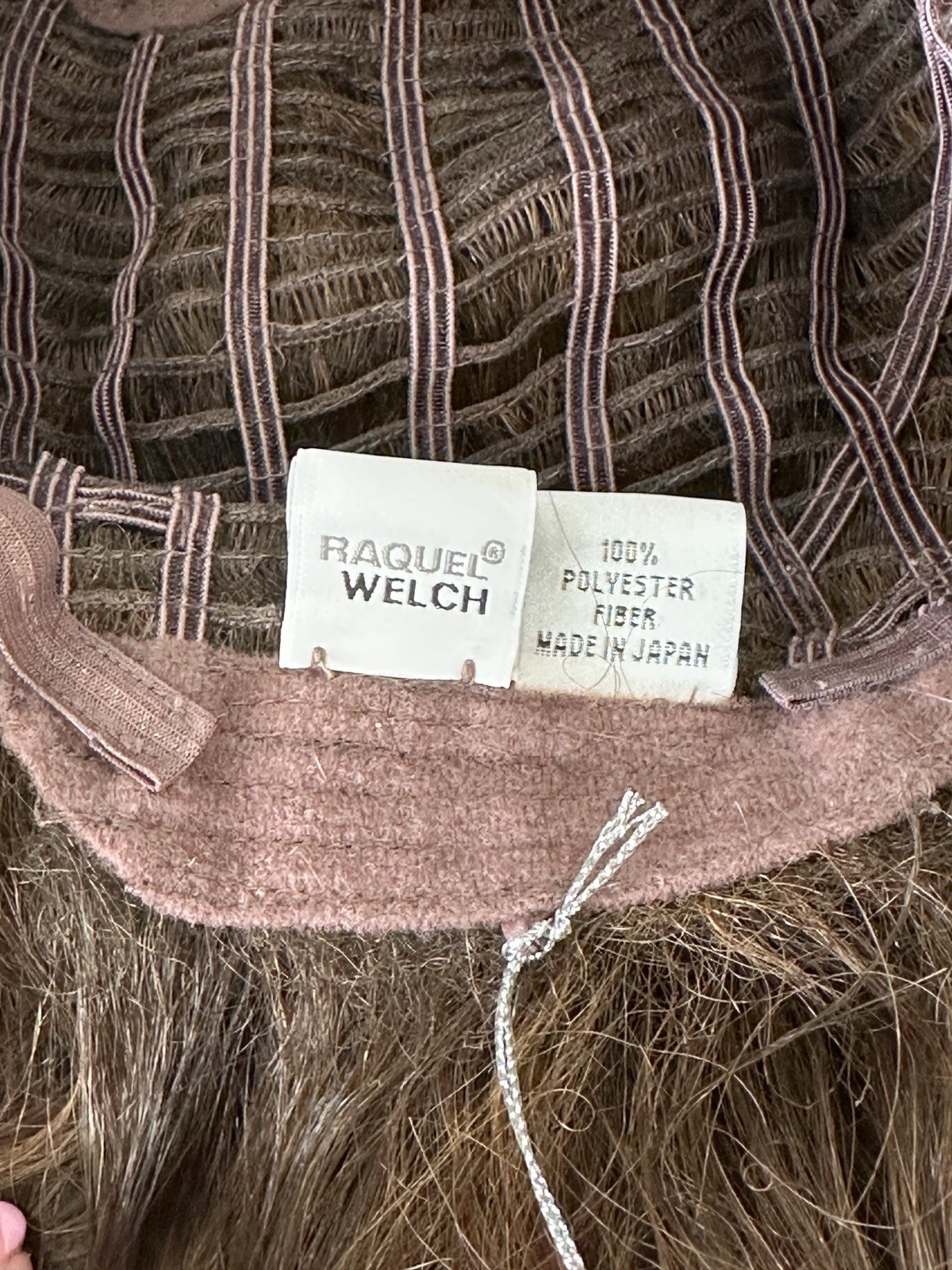 Raquel Welch Editor’s Pick Long Layered Average RL6/30 Copper Mahogany Hairuwear