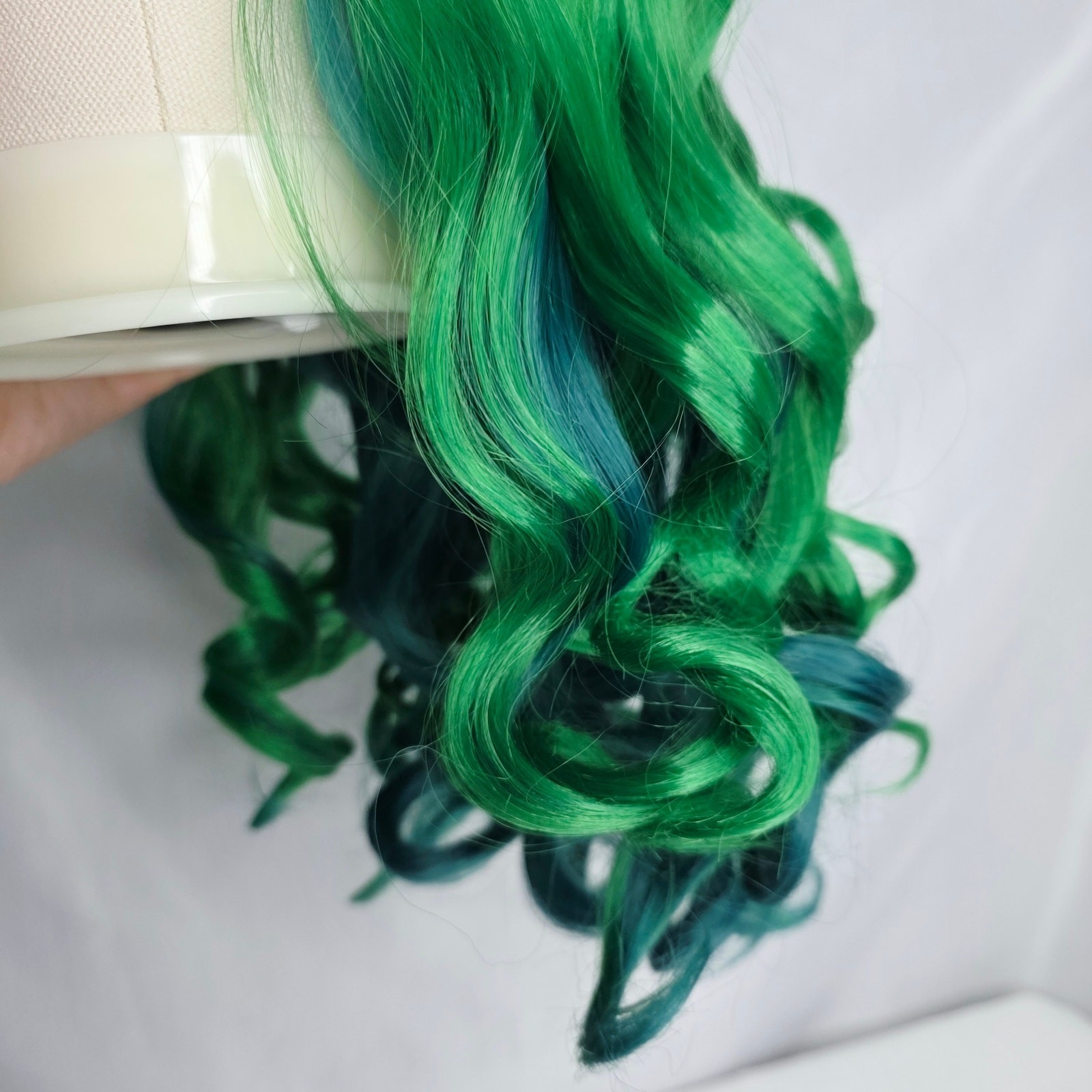 Green Ombre Long Curly Wig Heat Resistant Cosplay Halloween Costume Hair