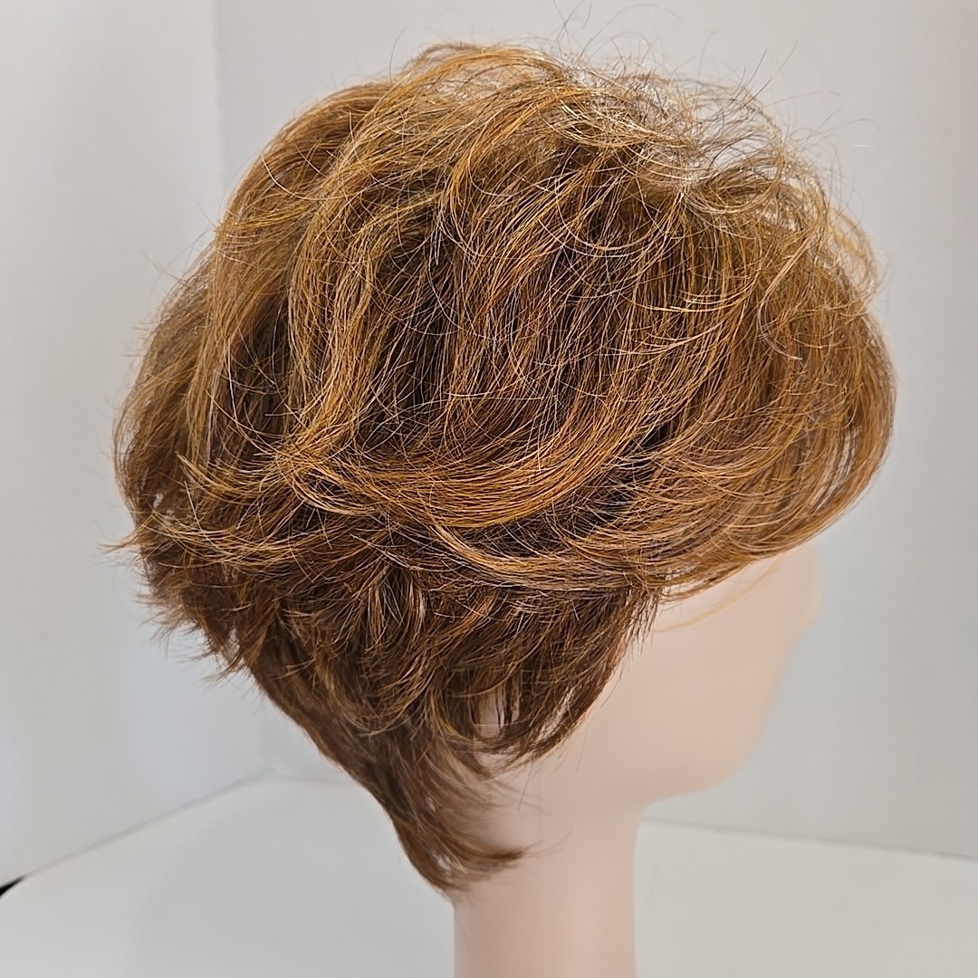 Hairdo Tru2Life Wig Short Red Brown 19H117