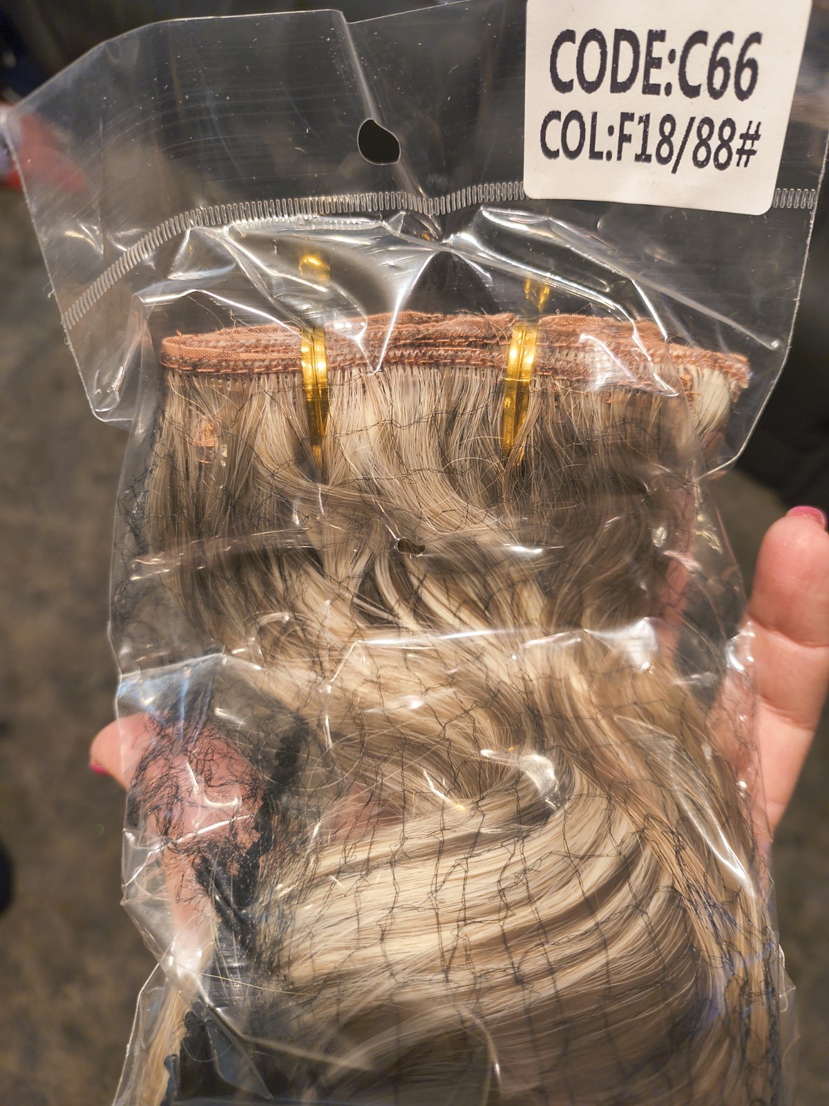 Clip-In Human Hair Extension Wavy Highlight Heat Resistant 24 in 65 g C66