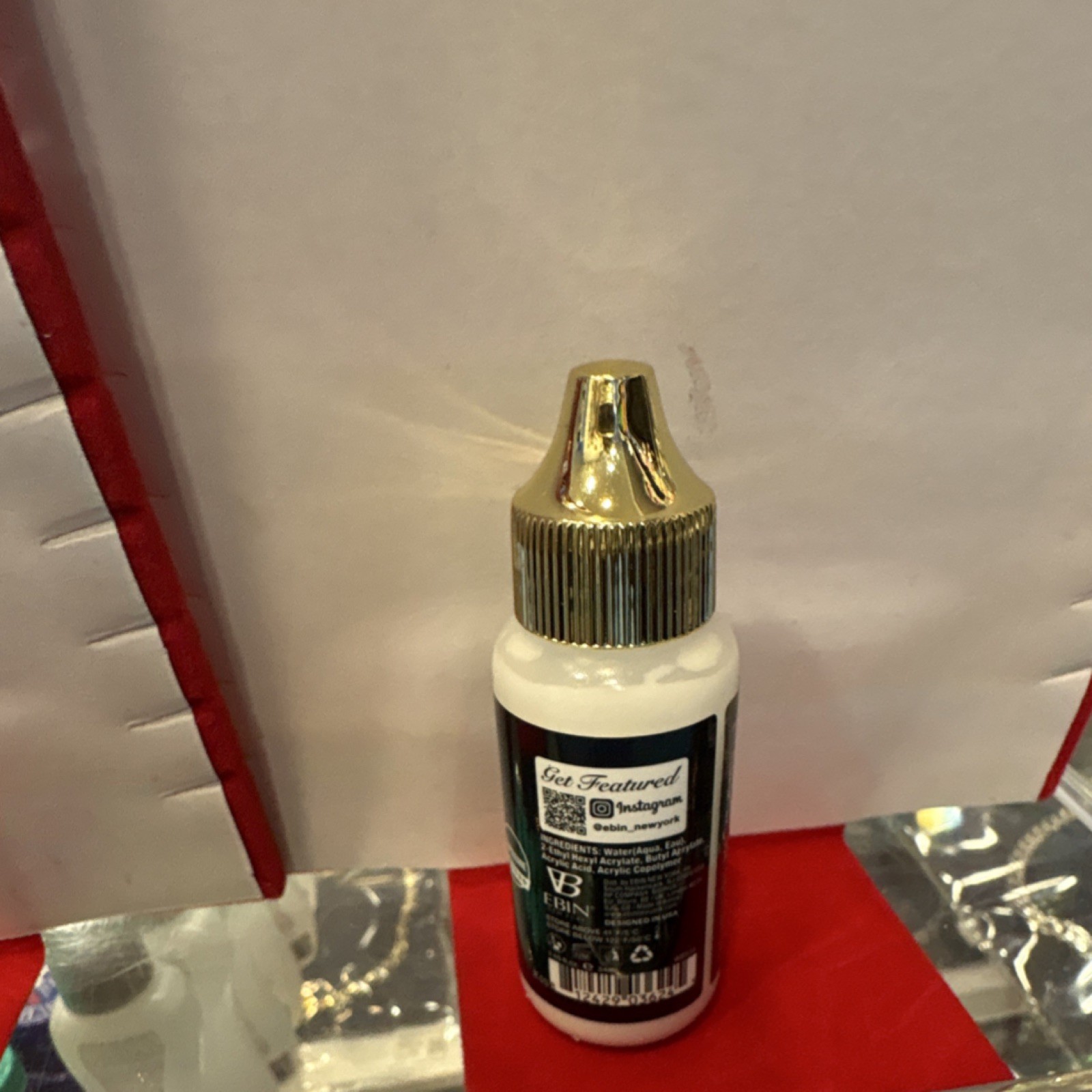 EBIN NEW YORK Glue Fast Drying Sweat-Resistant Super Strong Hold Adhesive