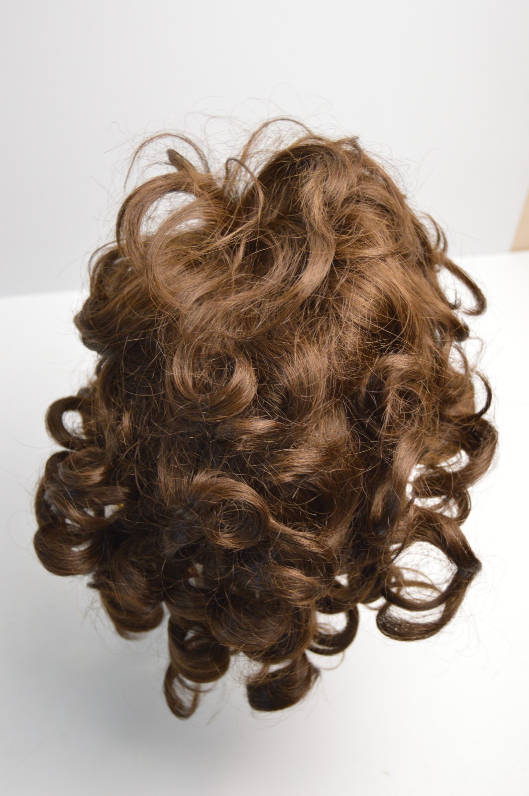 Vintage Jazz Wave Synthetic Fiber Japanese Origin Wig Curls Halloween NWT