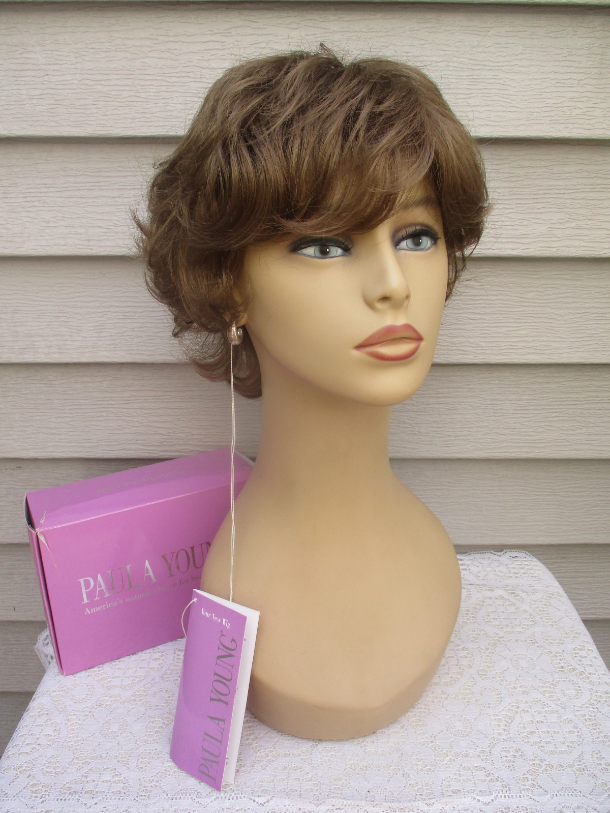 Paula Young COLOR ME BEAUTIFUL Size AVERAGE #18 LIGHT ASH BROWN Damaged Box