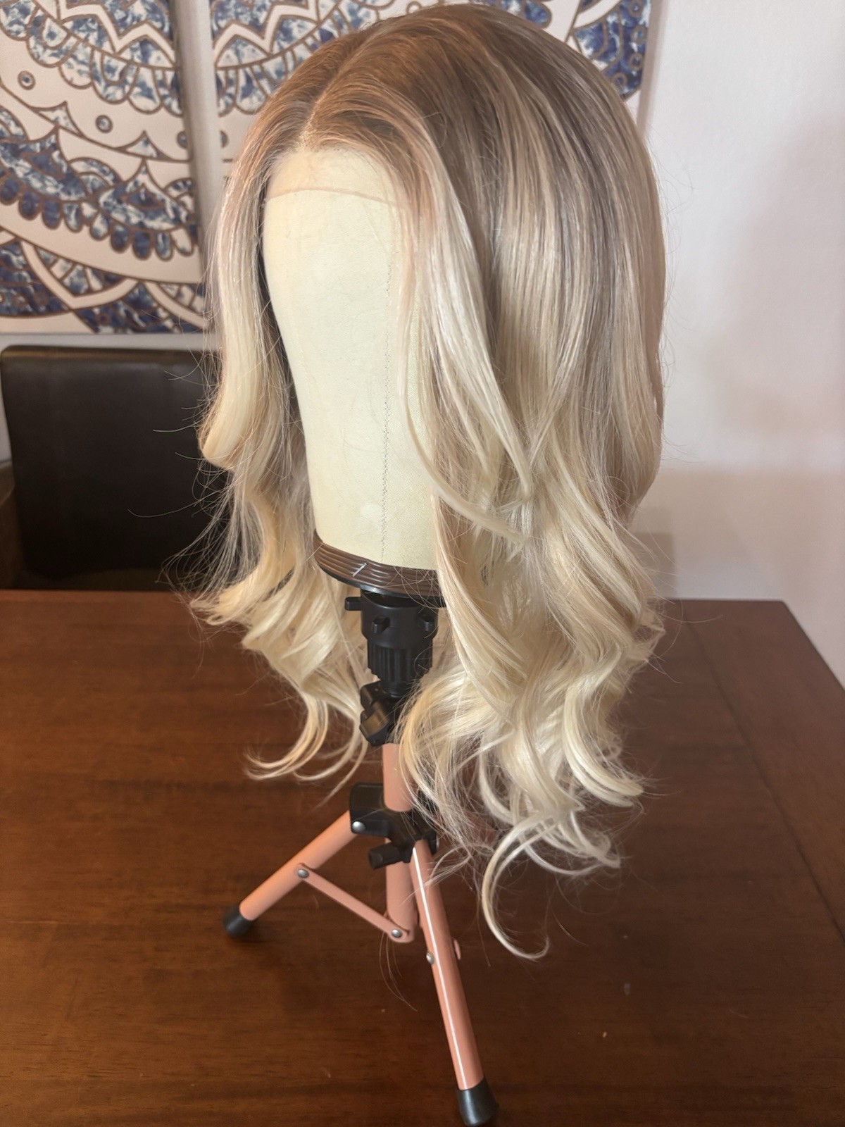 Lace Front Free Part Chelsey Smith Heat Safe Wig Rooted Blonde Long Wavy