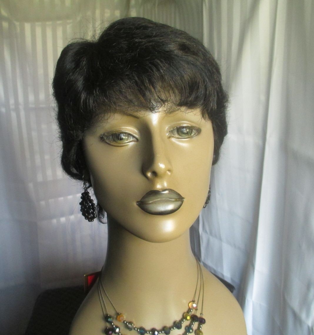 RA24 Afro Beauty short wig black curly w/bangs hand tied cap light weight NEW