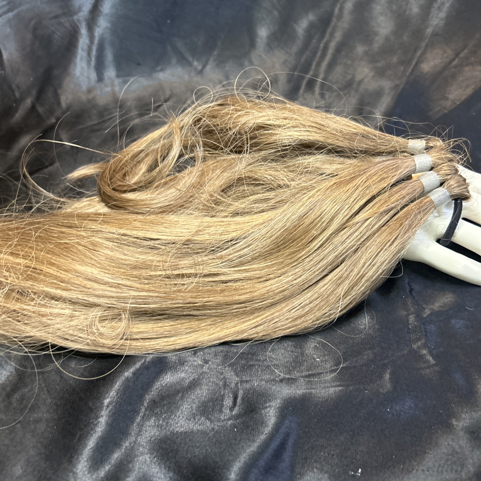 Lot Clip In Hair Extensions Brunette 13- 22” Long 8 Clip In Pieces Same Color
