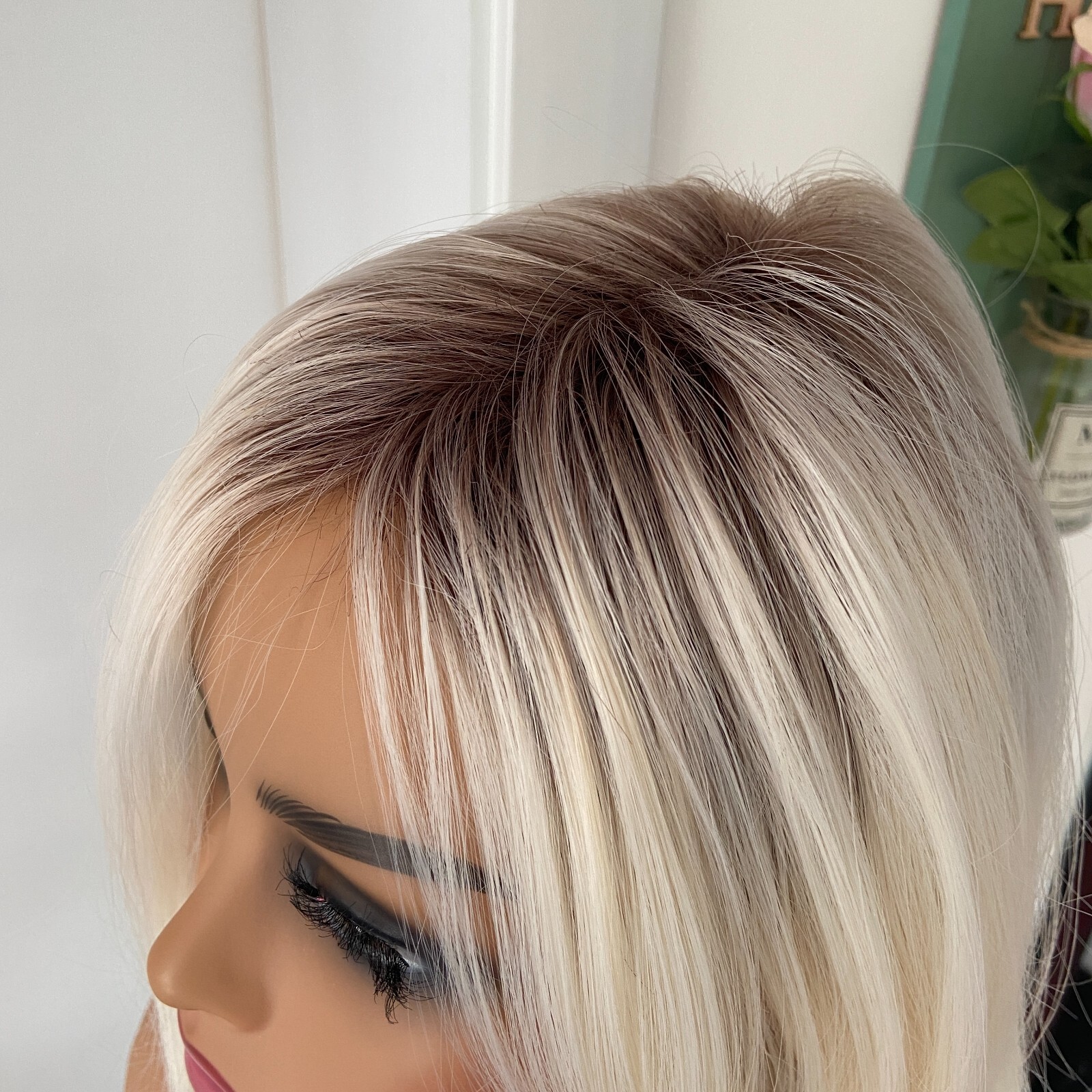 Short Bob Rooted Platinum Blonde Mix Synthetic Hair Wigs Women Soft Natural
