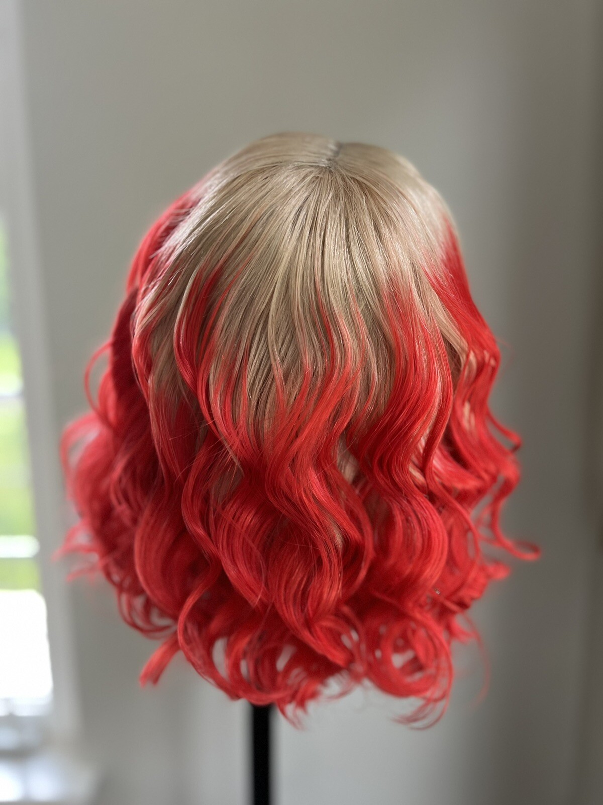 12 Inch Ombre Color 4×4 Lace Closure Bob Color-T613/Red. Medium Adjustable Band