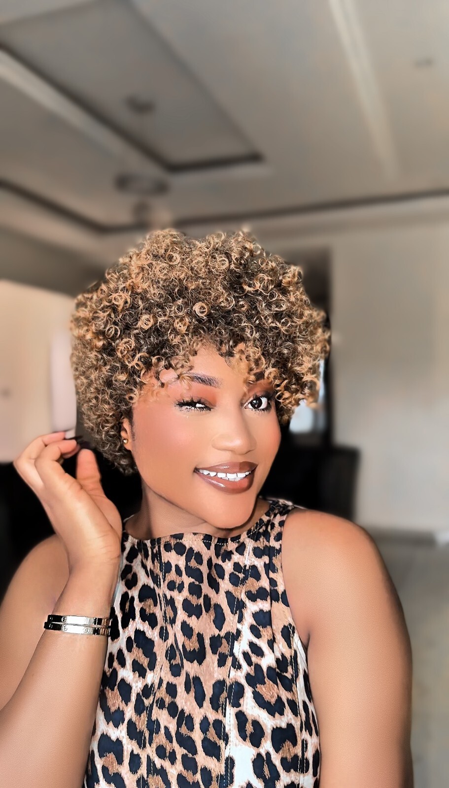 LUXLUXE Leila Curly Kinky 10 in Long Full Wig No Lace, Multiple Colors,BF-0002