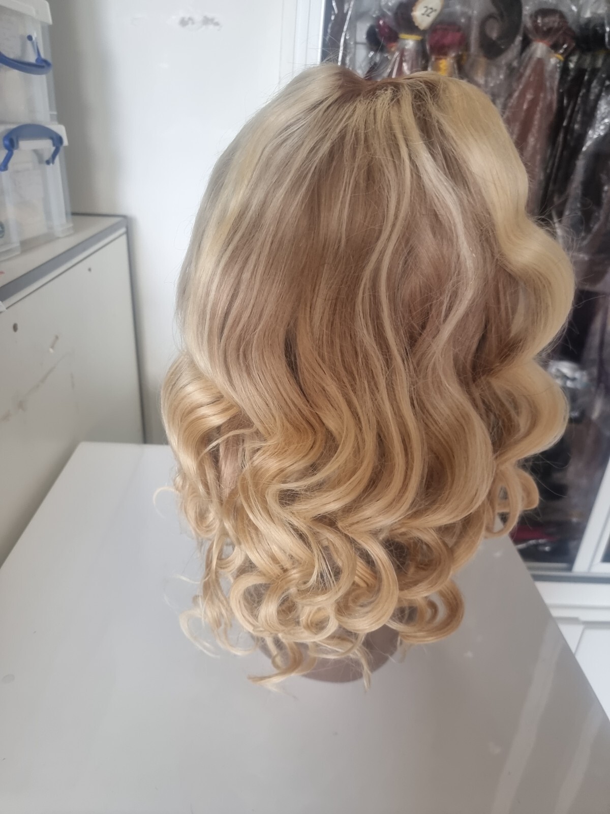 20″ BRAZILIAN 4X4 TRANSPARENT LACE WIG BODY WAVE 180% DENSITY 4#/BLONDE 613# ROO