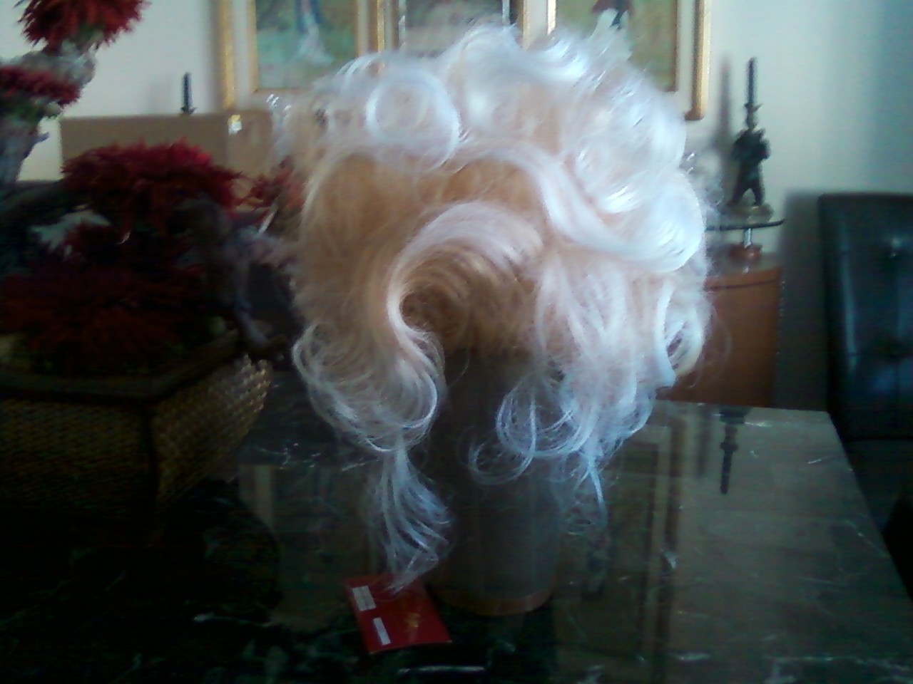 AWESOME WIGS last one Vegas girl got it! FROSTED GOLD TIPPED COLOR UPDO NWT