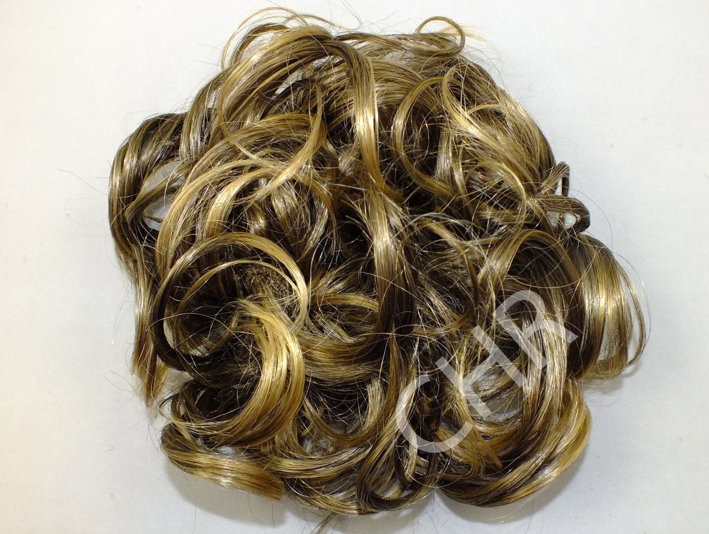 Clip on Hair Pieces NWT color #8T124 Brown with Gold Tips