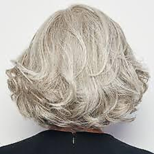 “Crowd Pleaser” | Raquel Welch wigs
