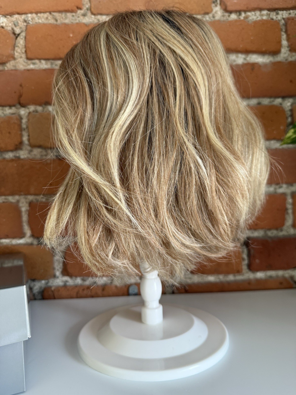 Raquel Welch Wig Unfiltered Heat Friendly, Mono Top Lace Front SS Wheat RL 14/22