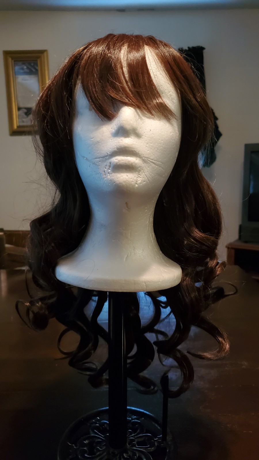 Long Wavy Synthetic Hair Heat Resistant Choc Brown Wig With Bangs