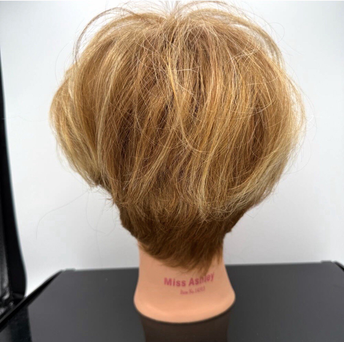 Raquel Welch Mystique Wig R29S Glazed Strawberry