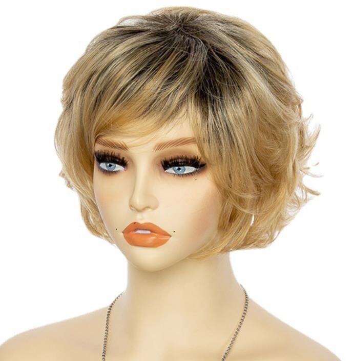 Short Women Wig Layered Wavy Blonde Ombre‌ Synthetic Hair Capless Wigs 8 Inches