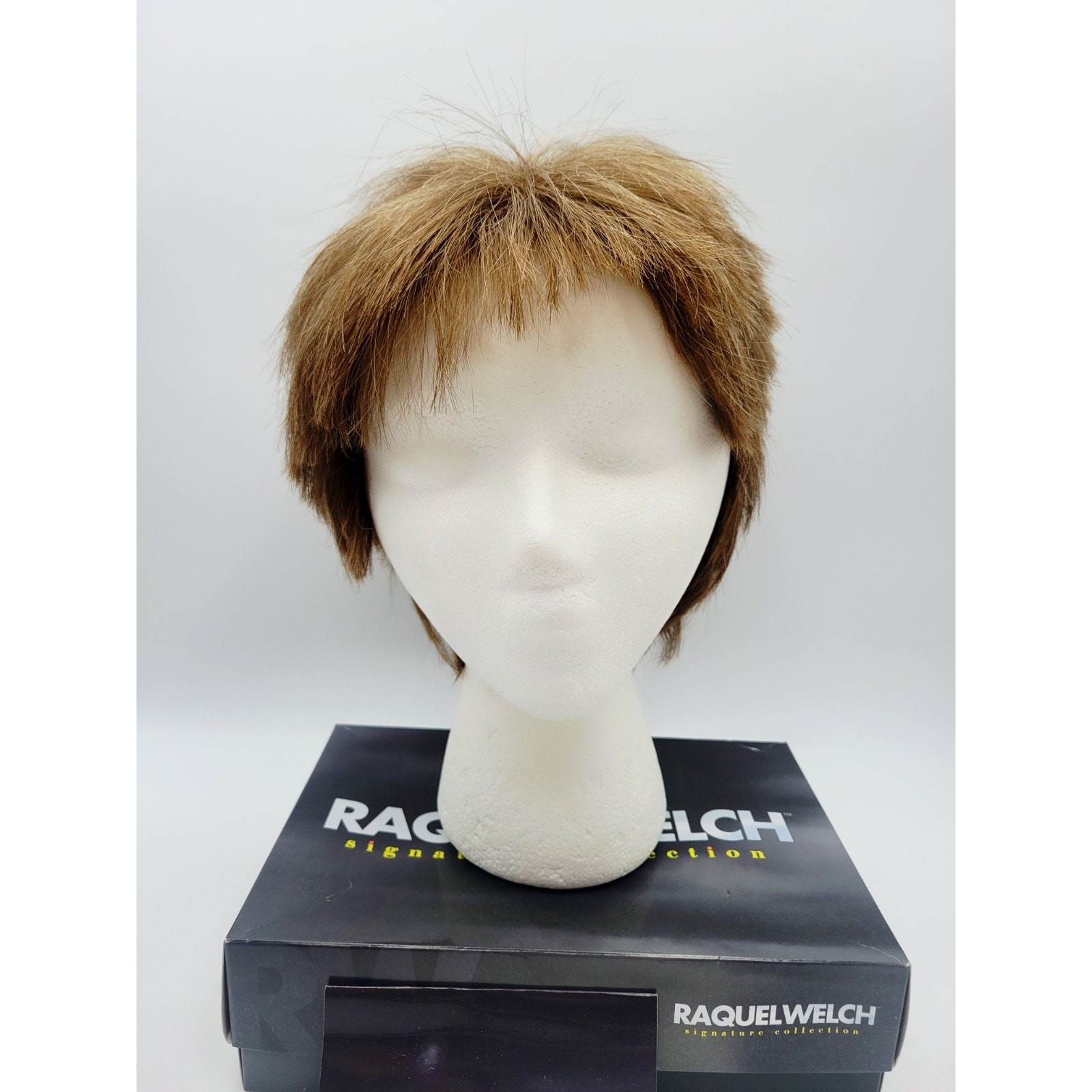 RAQUEL WELCH Wig Divine Average R11S+ Glazed Mocha W/Shampoo & Conditioner W/Box