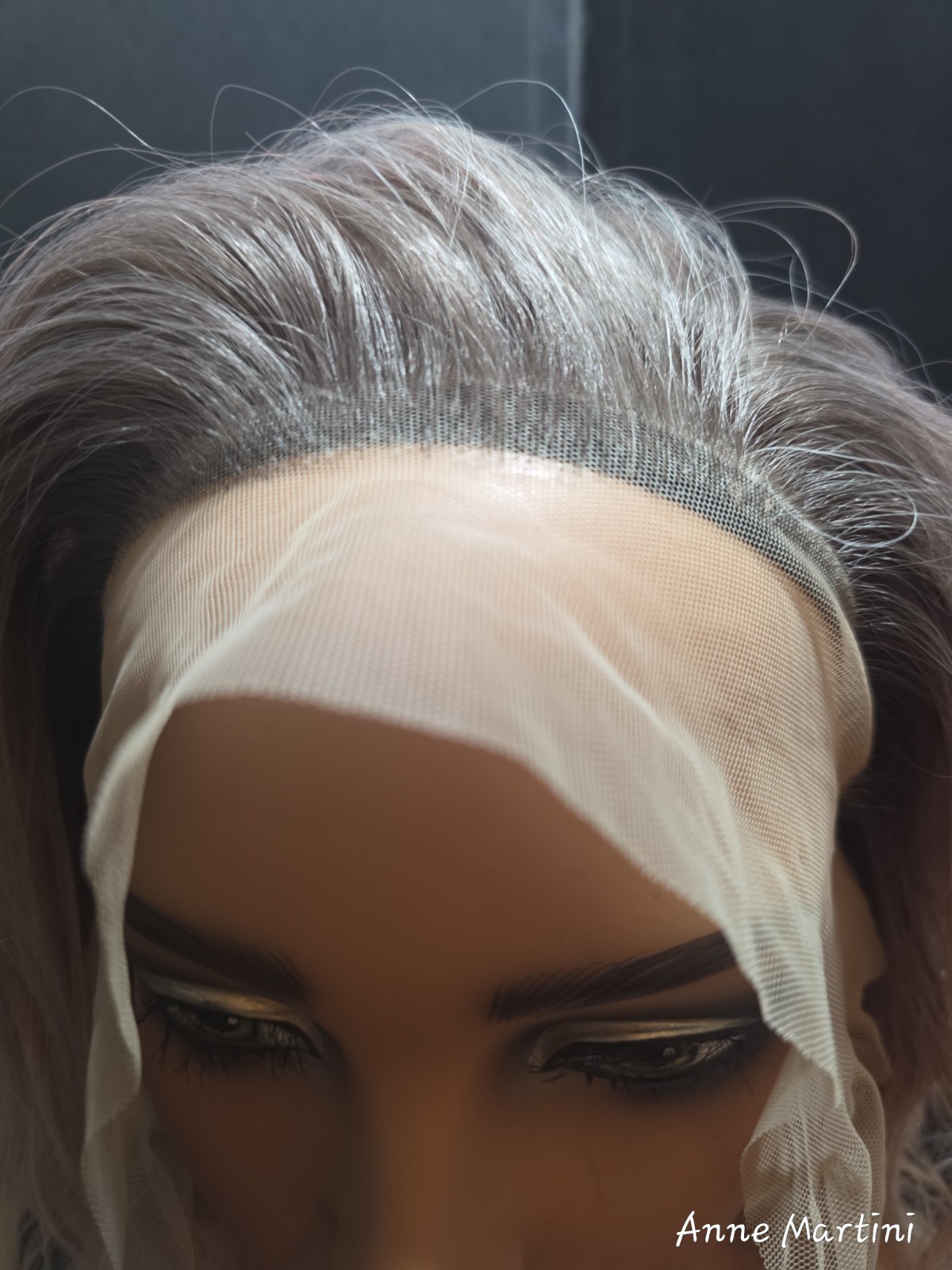 IMSTYLE ERICA Women’s Lace Front Synthetic Wavy Wig Ash Blonde 11-20in