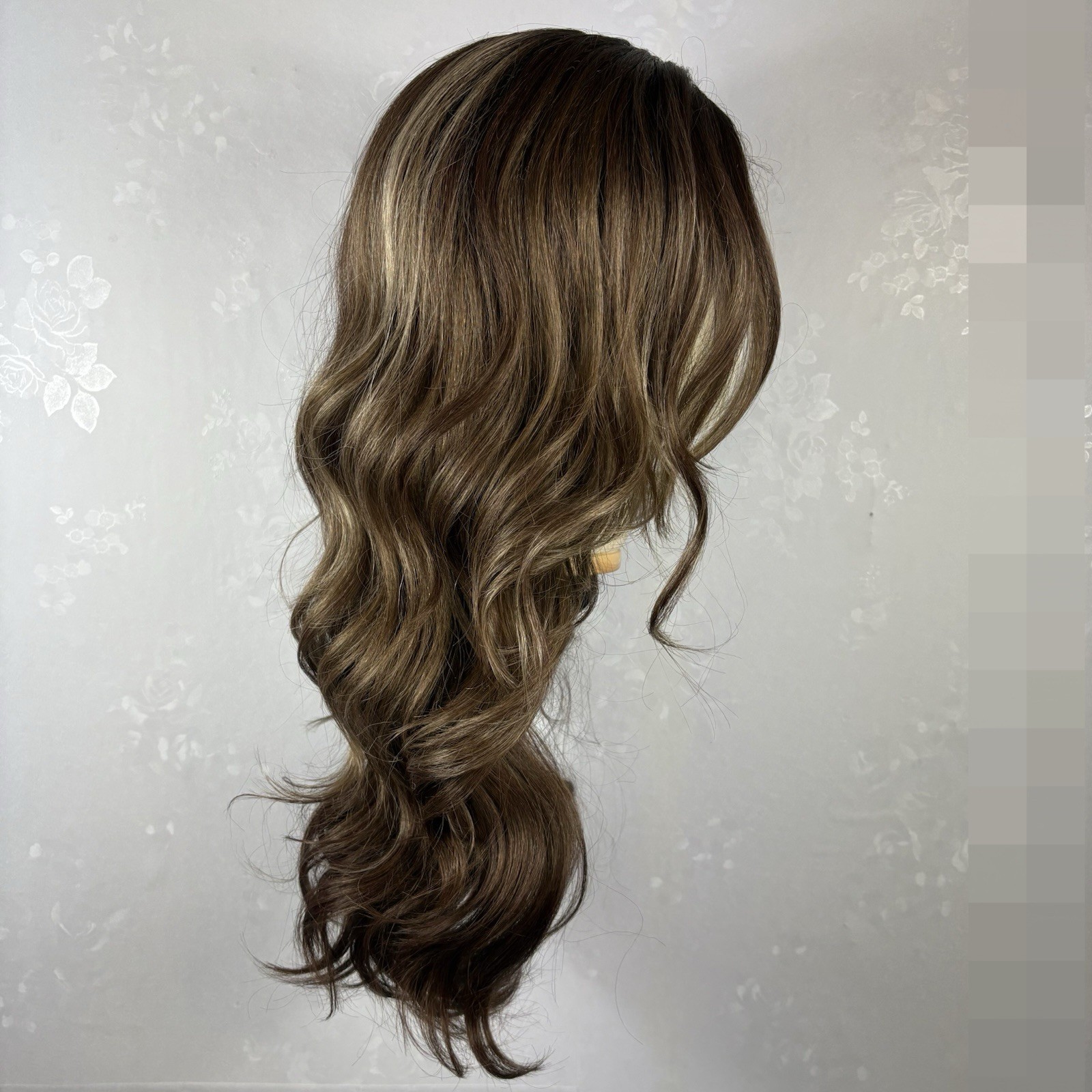 Daily wear WIG! 25” Long Brown with highlights Human Hair blend, Front Lace