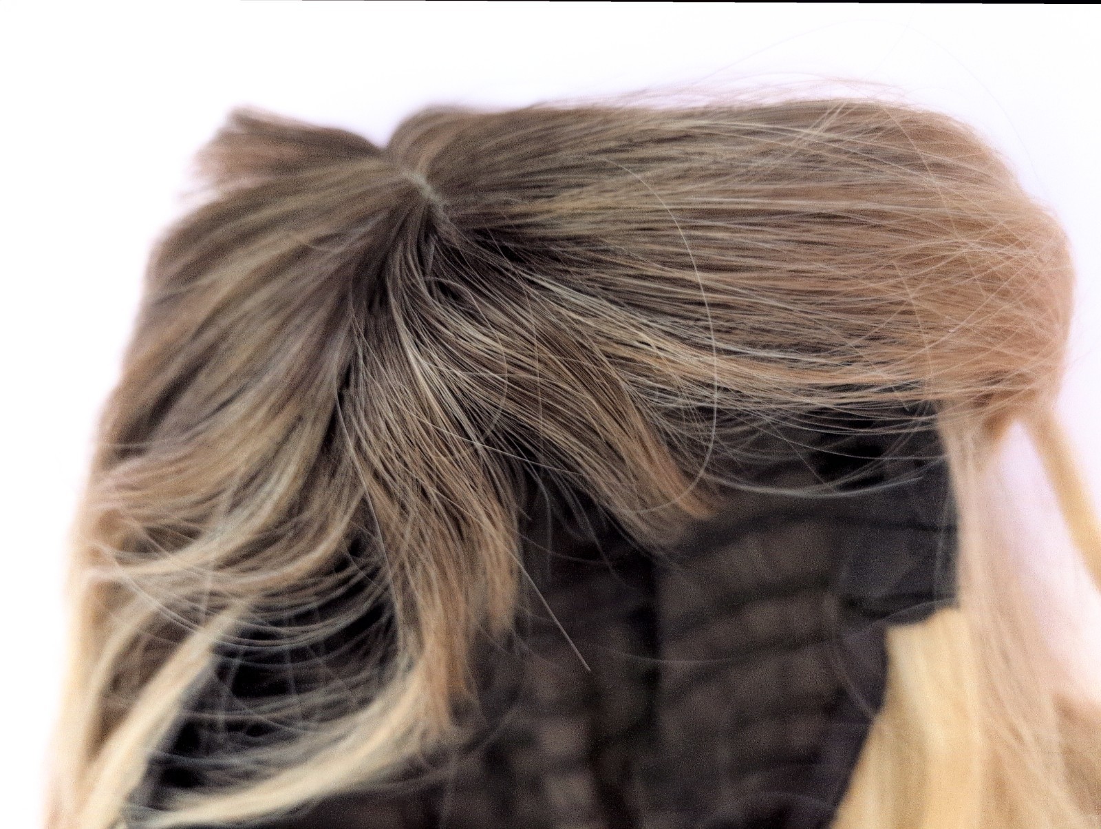 Blonde Wig Synthetic Wavy Curly Hair 22 Inches Ombre Gradient Brown Gyaru