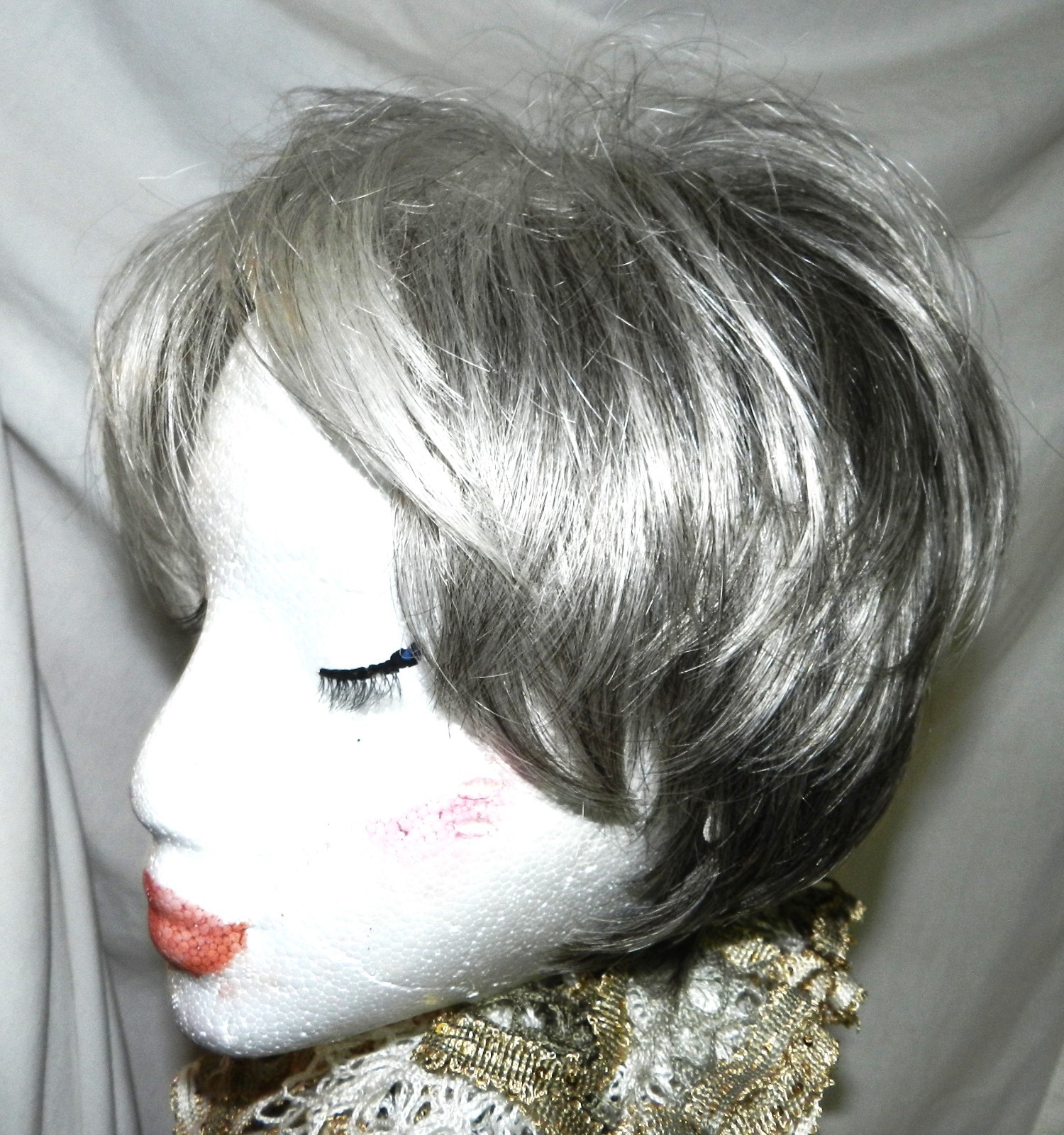 BEAUTIFUL MIXED GREY BOB! LIGHTWEIGHT FOR SUMMER WEATHER!