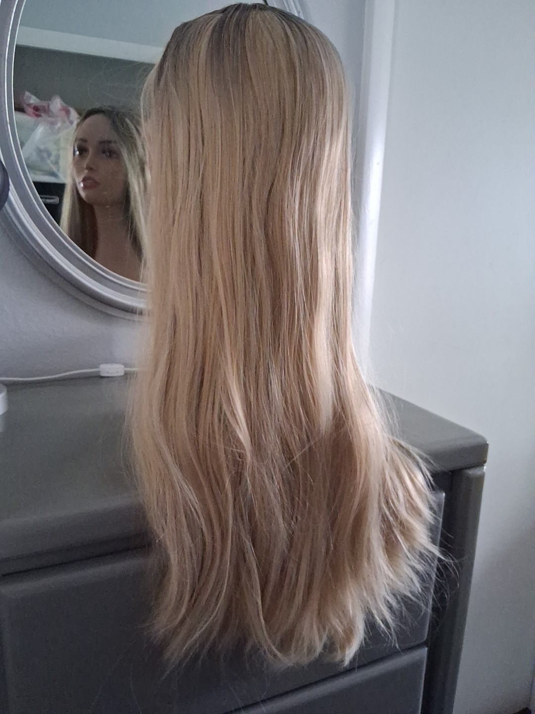 Long Straight Golden Blonde Ombre Wig 28″ Long New
